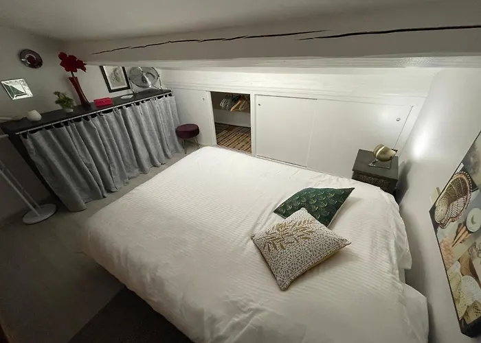 Maxime France 4 Etoiles Front De De La Nartelle *