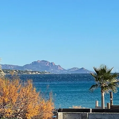 Front De De La Nartelle Maxime France **** Appartement Sainte-Maxime