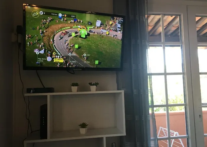 Maxime France 4 Etoiles Front De De La Nartelle *